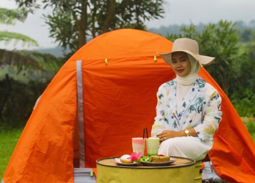 Paket Camping Padusan Park : Golden Garden Camp